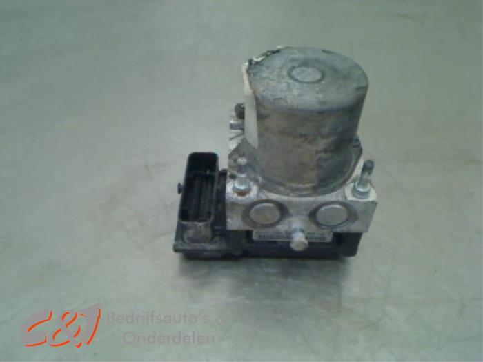 Begagnade ABS-pump Citroen Jumpy (G9) 1.6 HDI 16V Pris € 15,75 Marginaltabell erbjuds av C&J Bedrijfsauto's & Onderdelen