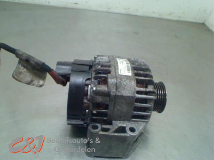 Begagnade Dynamo Fiat Doblo Cargo (263) 1.3 MJ 16V Euro 4 Pris € 26,25 Marginaltabell erbjuds av C&J Bedrijfsauto's & Onderdelen