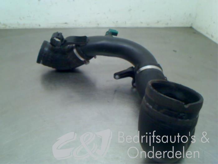 Intercooler tube from a Peugeot Boxer (U9) 2.2 HDi 150 2016