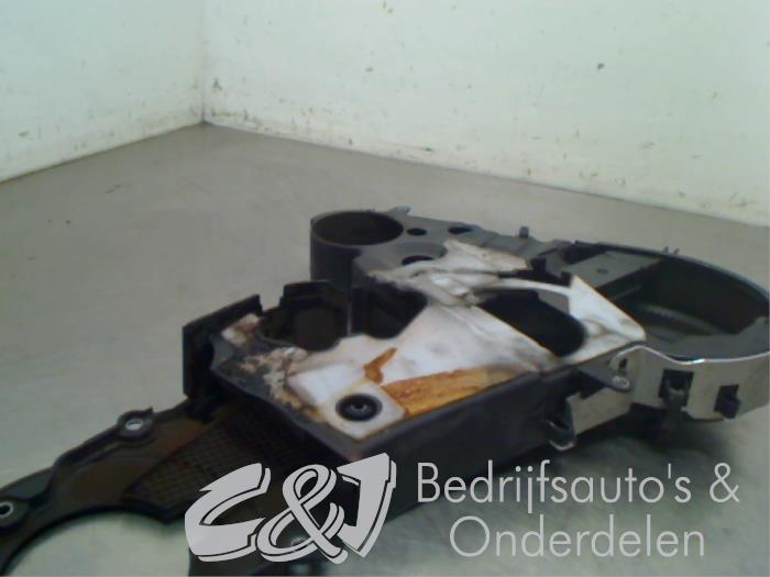 Kettenkasten Deckel van een Volkswagen Caddy III (2KA,2KH,2CA,2CH) 1.6 TDI 16V 2012