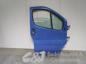 Używane Drzwi prawe wersja 2-drzwiowa Renault Trafic New (FL) 2.0 16V Cena € 131,25 Procedura marży oferowane przez C&J bedrijfsauto's & onderdelen