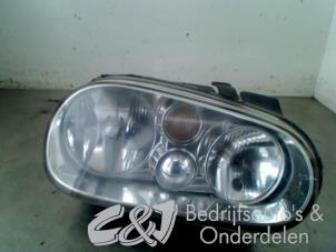 Used Headlight, right Volkswagen Golf IV Variant (1J5) 1.9 SDI Price € 36,75 Margin scheme offered by C&J bedrijfsauto's & onderdelen
