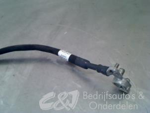 Używane Kabel (rózne) Volkswagen Transporter T6 2.0 TDI 150 Cena € 21,00 Procedura marży oferowane przez C&J bedrijfsauto's & onderdelen