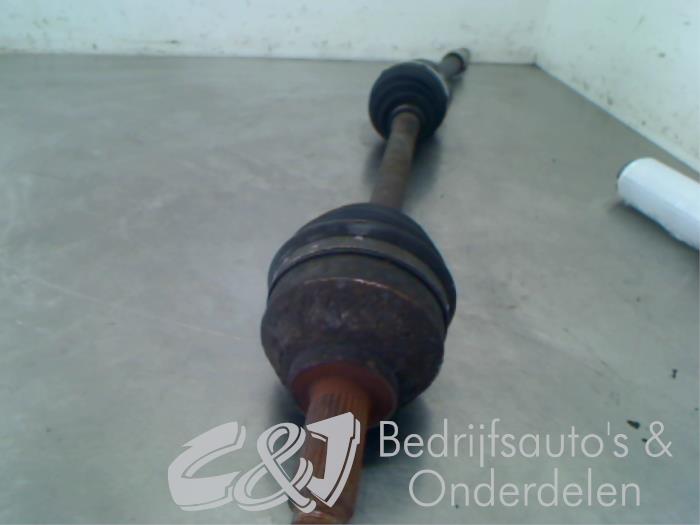 Front drive shaft, right from a Opel Vivaro 2.0 CDTI 2009