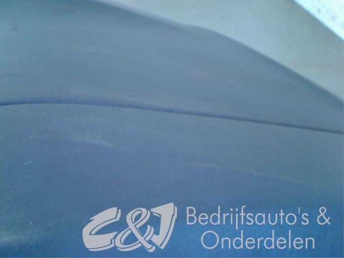 Esquina de parachoques izquierda detrás de un Mercedes-Benz Vito (639.6) 2.2 110 CDI 16V Euro 5 2011