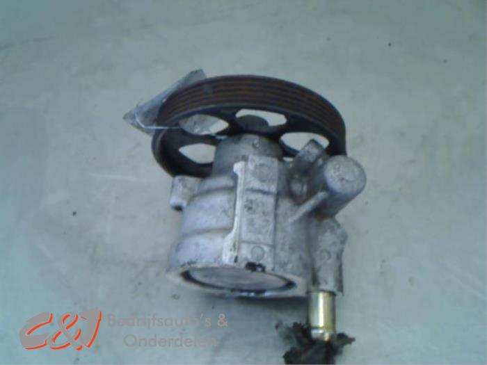 Power steering pump Opel Vivaro 2.5 DTI 16V G9U730