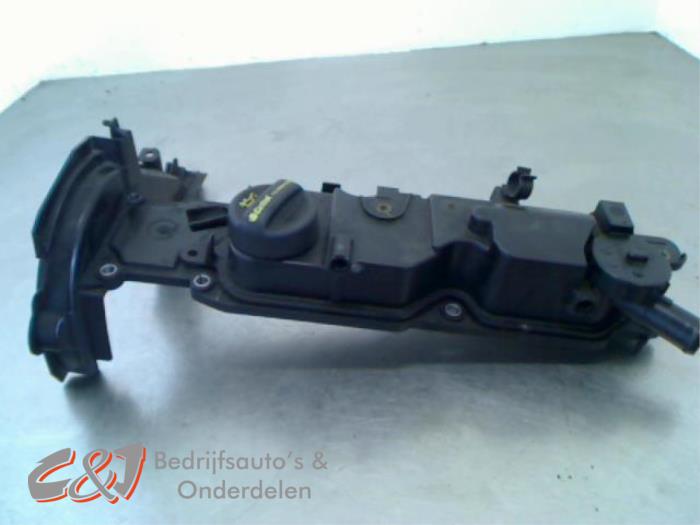 Gebrauchte Ventildeckel Ford Transit Connect (PJ2) 1.6 TDCi 16V 75 Preis € 21,00 Margenregelung angeboten von C&J Bedrijfsauto's & Onderdelen