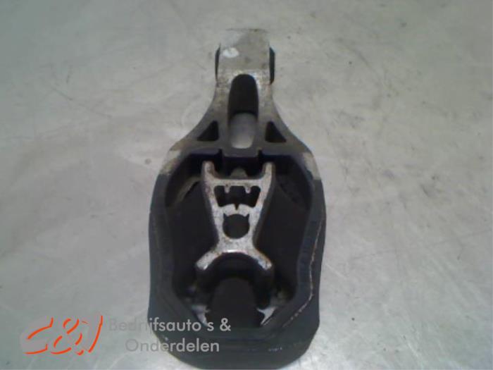 Used Engine mount Peugeot Partner (EA//EF/EN/EU) 1.5 BlueHDi 100 Price € 15,75 Margin scheme offered by C&J Bedrijfsauto's & Onderdelen