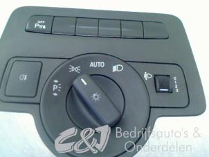 Used Light switch Mercedes Vito (447.6) 2.2 116 CDI 16V Price € 63,00 Margin scheme offered by C&J bedrijfsauto's & onderdelen