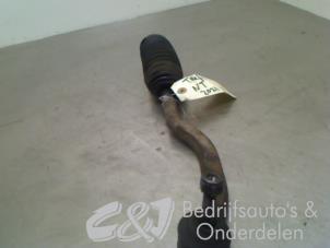 Usados Tirante derecha Opel Vivaro 1.6 CDTI 90 Precio € 31,50 Norma de margen ofrecido por C&J bedrijfsauto's & onderdelen