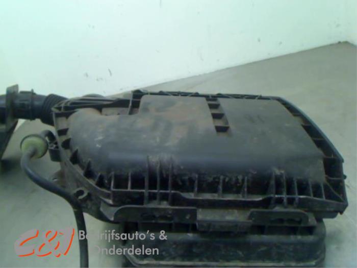 Begagnade Luftfilterhus Citroen Berlingo 1.6 Hdi 75 Pris € 13,13 Marginaltabell erbjuds av C&J Bedrijfsauto's & Onderdelen