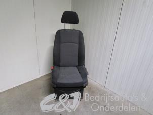 Używane Fotel lewy Mercedes Vito (639.7) 2.2 115 CDI 16V Cena € 393,75 Procedura marży oferowane przez C&J bedrijfsauto's & onderdelen