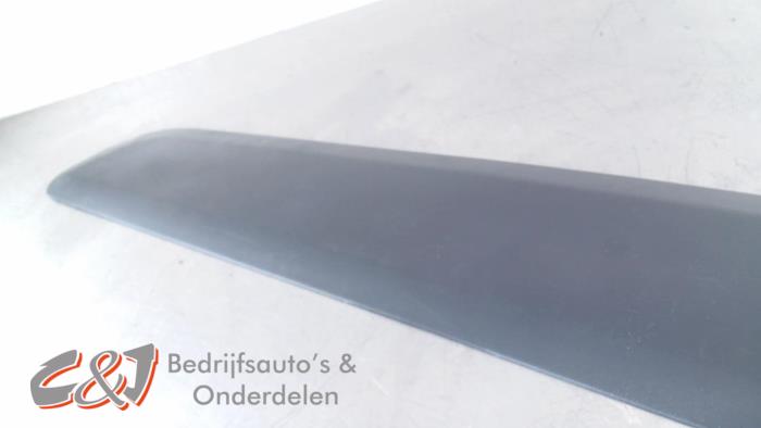 Begagnade Dekorstripe Peugeot Partner Tepee (7A/B/C/D/E/F/G/J/P/S) 1.6 HDI 75 Pris € 15,75 Marginaltabell erbjuds av C&J Bedrijfsauto's & Onderdelen