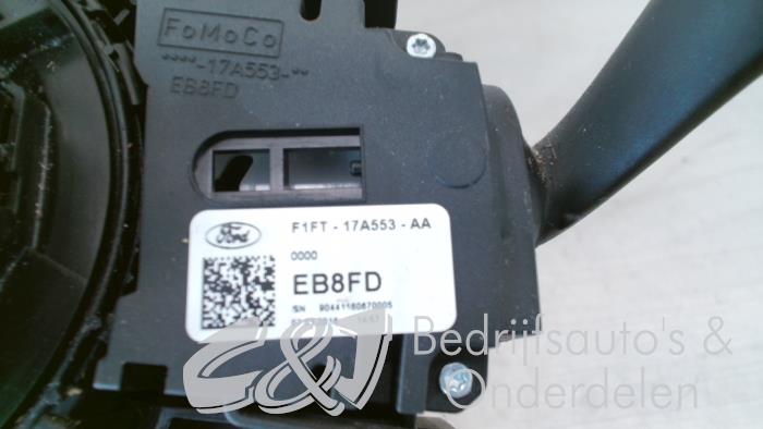 Interruptor combinado columna de dirección de un Ford Transit 2.2 TDCi 16V RWD 2016
