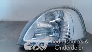 Used Headlight, left Renault Master III (FD/HD) 2.5 dCi 120 FAP Price € 42,00 Margin scheme offered by C&J bedrijfsauto's & onderdelen