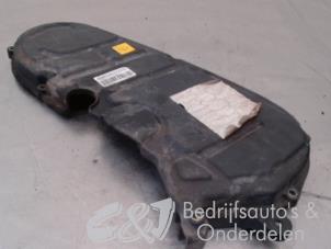 Gebrauchte Kettenkasten Deckel Fiat Doblo Cargo (263) 1.6 D Multijet Preis € 21,00 Margenregelung angeboten von C&J bedrijfsauto's & onderdelen