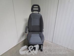 Używane Fotel lewy Peugeot Boxer (U9) 2.2 HDi 120 Euro 4 Cena € 472,50 Procedura marży oferowane przez C&J bedrijfsauto's & onderdelen