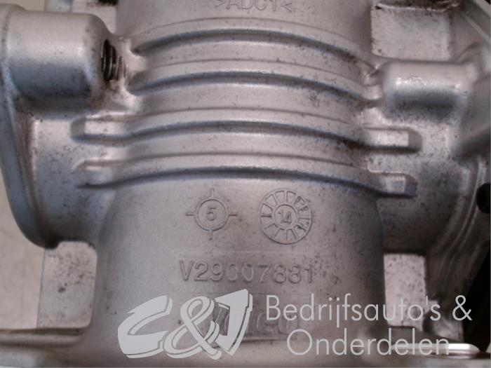 EGR valve from a Volkswagen Crafter 2.0 TDI 16V 2013