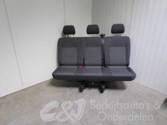 Double cabin from a Volkswagen Transporter T5 2.0 TDI DRF 2010