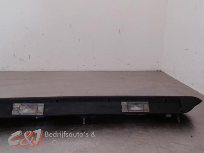 License plate light bar
