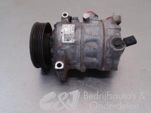 Used Air conditioning pump Volkswagen Crafter (SY) 2.0 TDI Price € 152,25 Margin scheme offered by C&J bedrijfsauto's & onderdelen