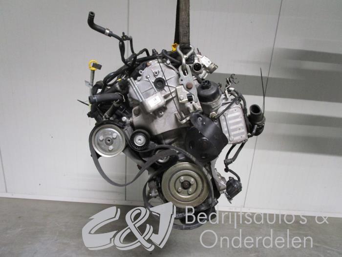 Motor van een Fiat Doblo Cargo (263) 1.3 D Multijet 2021