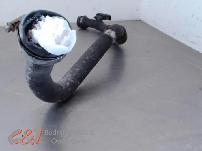 Turboschlauch Ladeluftschlauch für Renault Kangoo 1.5 dCi 8200252995 Turboschlauch Ladeluftschlauch für Renault Kangoo 1.5 dCi 8200252995