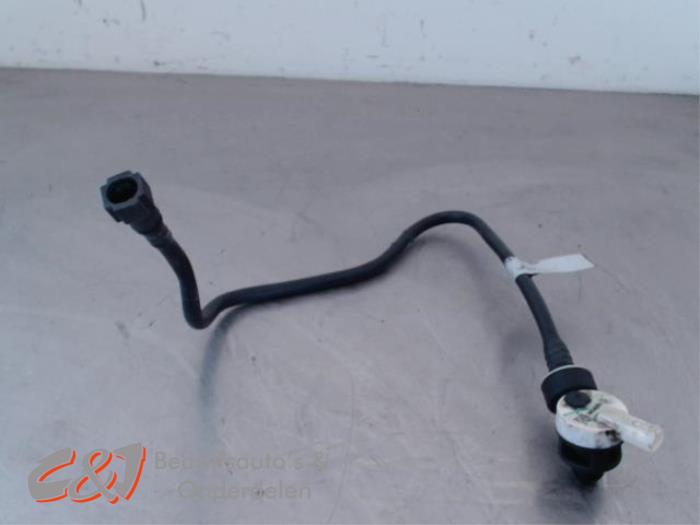 Usagé Conduit (divers) Peugeot Boxer (U9) 2.0 BlueHDi 110 Prix € 10,50 Règlement à la marge proposé par C&J Bedrijfsauto's & Onderdelen