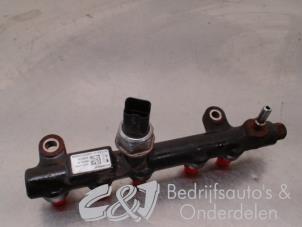Używane Listwa wtryskowa Peugeot Boxer (U9) 2.0 BlueHDi 110 Cena € 89,25 Procedura marży oferowane przez C&J bedrijfsauto's & onderdelen