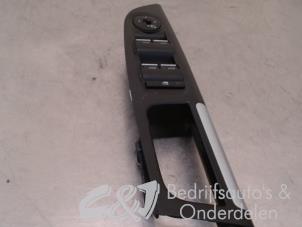 Used Electric window switch Ford Tourneo Connect/Grand Tourneo Connect 1.5 TDCi Price € 47,25 Margin scheme offered by C&J bedrijfsauto's & onderdelen