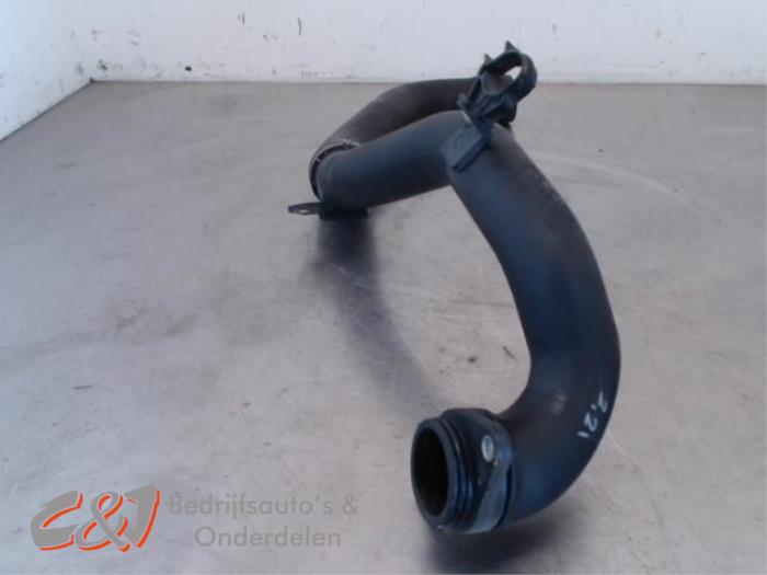 Gebrauchte Intercooler Rohr Fiat Doblo Cargo (263) 1.3 D Multijet Preis € 10,50 Margenregelung angeboten von C&J Bedrijfsauto's & Onderdelen
