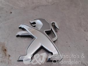 Used Emblem Peugeot Partner (GC/GF/GG/GJ/GK) 1.6 BlueHDi 100 Price € 15,75 Margin scheme offered by C&J bedrijfsauto's & onderdelen