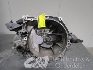 Używane Skrzynia biegów Citroen Berlingo 1.6 Hdi, BlueHDI 75 Cena € 698,78 Z VAT oferowane przez C&J bedrijfsauto's & onderdelen