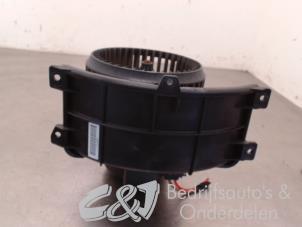 Used Heating and ventilation fan motor Volkswagen Transporter T5 2.0 TDI DRF Price € 52,50 Margin scheme offered by C&J bedrijfsauto's & onderdelen