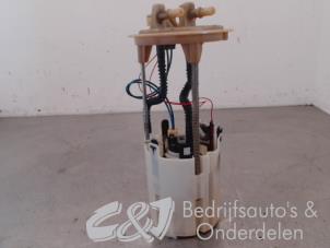 Used Electric fuel pump Volkswagen Crafter 2.0 TDI 16V Price € 68,25 Margin scheme offered by C&J bedrijfsauto's & onderdelen
