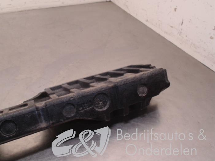 Stoßstange Stoßdämpfer hinten van een Opel Vivaro 1.6 CDTI BiTurbo 120 2016