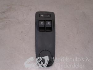 Used Electric window switch Citroen Jumper (U9) 2.2 HDi 120 Euro 4 Price € 31,50 Margin scheme offered by C&J bedrijfsauto's & onderdelen