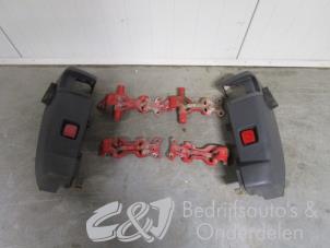 Gebrauchte Scharnier- Set Citroen Jumper (U9) 2.2 HDi 120 Euro 4 Preis € 262,50 Margenregelung angeboten von C&J bedrijfsauto's & onderdelen