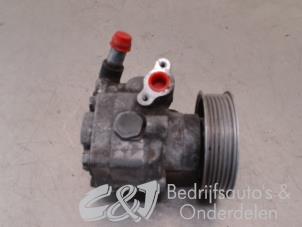 Used Power steering pump Volkswagen Transporter T5 2.0 TDI DRF Price € 89,25 Margin scheme offered by C&J bedrijfsauto's & onderdelen