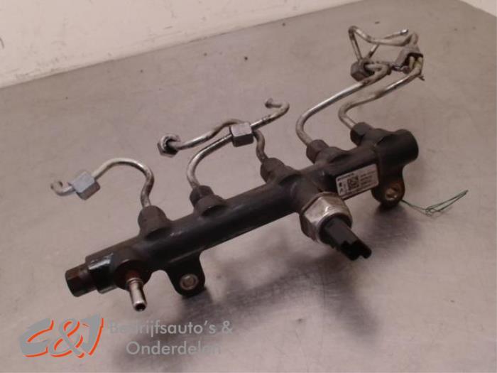 Usagé Système d'injection Peugeot Boxer (U9) 2.2 Blue HDi 165 Prix € 31,50 Règlement à la marge proposé par C&J Bedrijfsauto's & Onderdelen