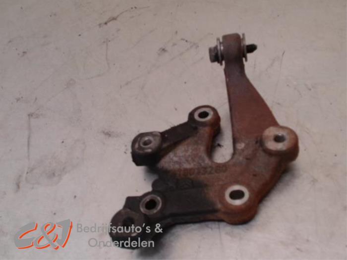 Used Engine mount Peugeot Boxer (U9) 2.2 Blue HDi 165 Price € 15,75 Margin scheme offered by C&J Bedrijfsauto's & Onderdelen