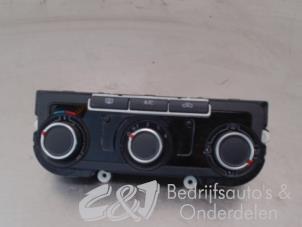 Used Air conditioning control panel Volkswagen Caddy IV 2.0 TDI 102 Price € 105,00 Margin scheme offered by C&J bedrijfsauto's & onderdelen