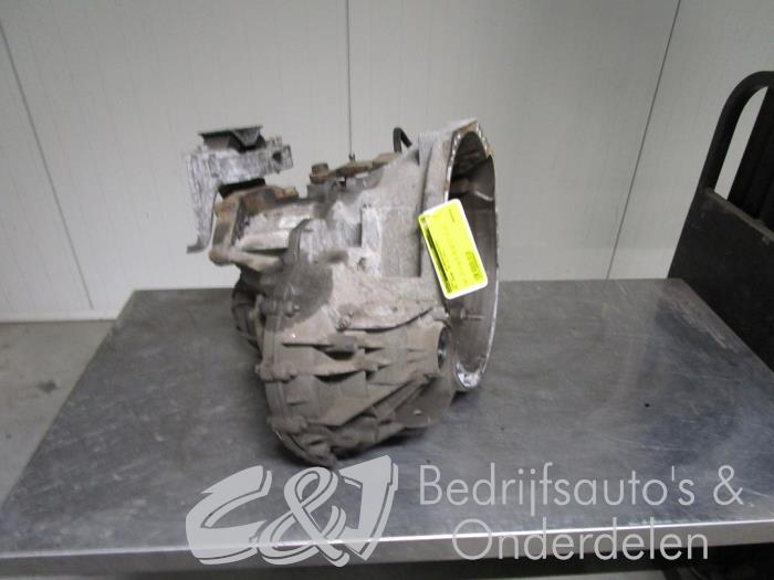 Boîte de vitesse d'un Opel Movano 2.3 CDTi 16V FWD 2012