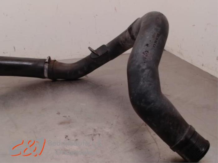 Gebrauchte Intercooler Rohr Opel Movano 2.3 CDTi 16V FWD Preis € 15,75 Margenregelung angeboten von C&J Bedrijfsauto's & Onderdelen