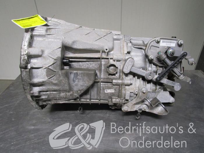 Boîte de vitesse d'un Mercedes-Benz Vito (447.6) 2.0 116 CDI 16V 2022