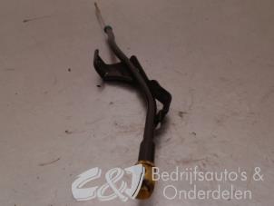 Used Oil dipstick Ford Tourneo Connect/Grand Tourneo Connect 1.6 TDCi 95 Price € 15,75 Margin scheme offered by C&J bedrijfsauto's & onderdelen