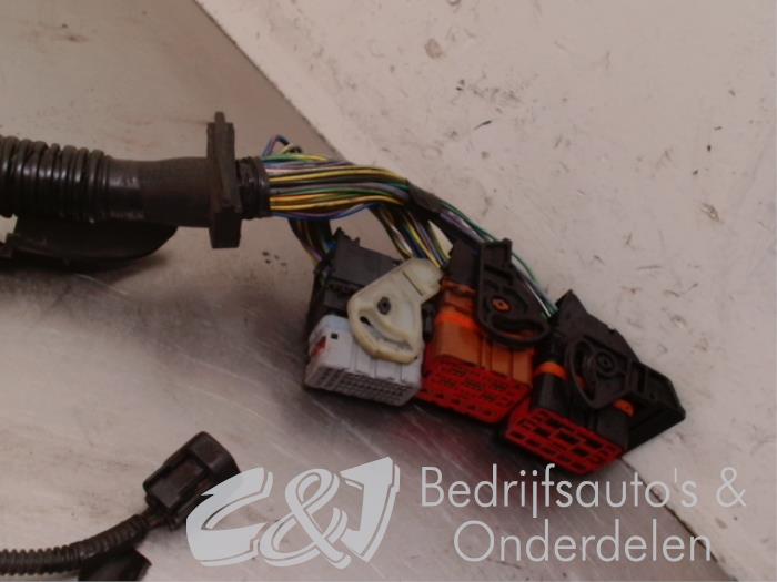 Faisceau de câbles compartiment moteur d'un Opel Combo Cargo 1.5 CDTI 75 2019