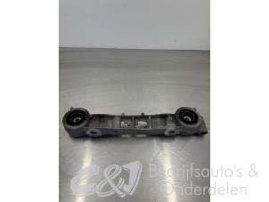 Used Alternator lower bracket Mercedes Vito (447.6) 2.0 116 CDI 16V Price € 73,50 Margin scheme offered by C&J bedrijfsauto's & onderdelen