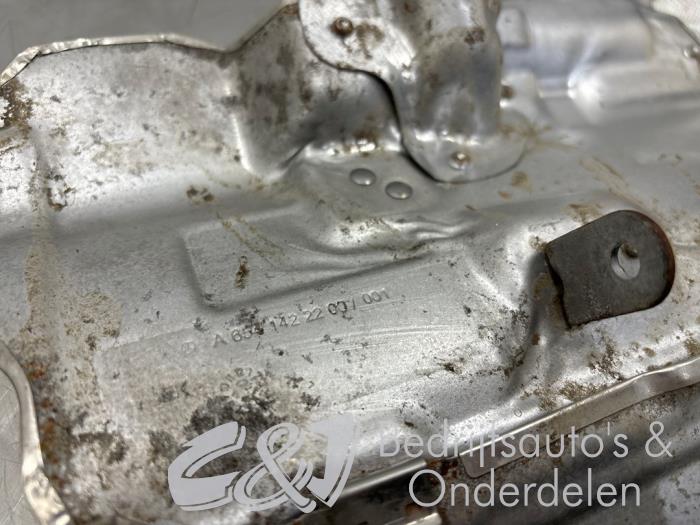 Oslona termiczna ukladu wydechowego z Mercedes-Benz Vito (447.6) 2.0 116 CDI 16V 2022