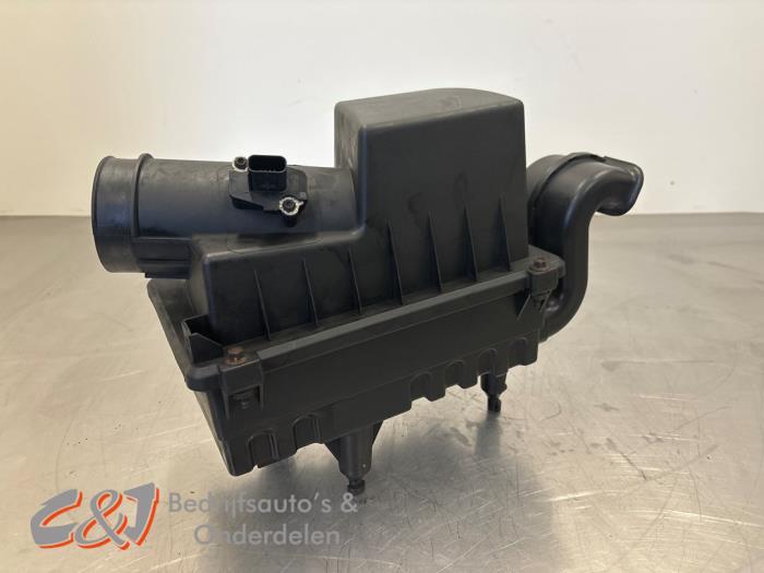Begagnade Luftfilterhus Ford Transit Connect 1.8 TDCi 90 DPF Pris € 15,75 Marginaltabell erbjuds av C&J Bedrijfsauto's & Onderdelen